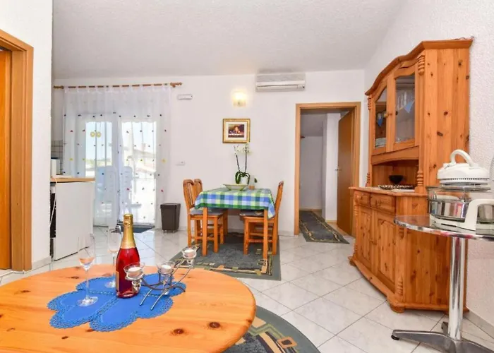 Rosen Apartament